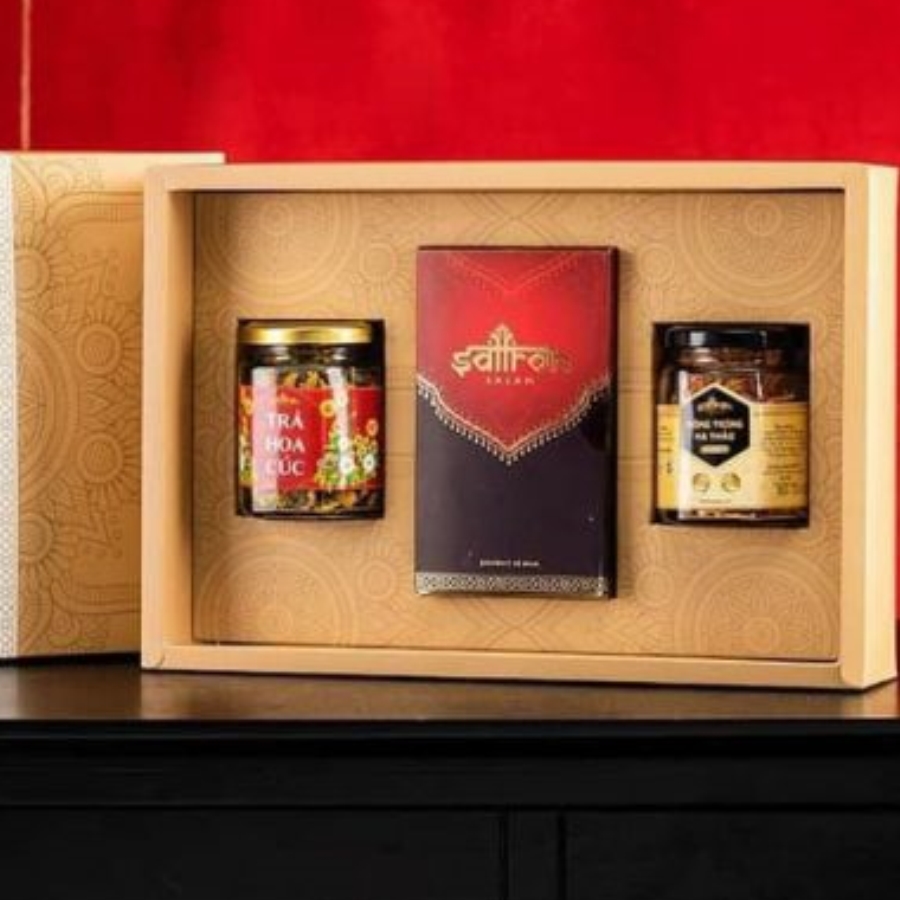 Hộp quà SBEE Nhụy hoa nghệ tây Salam & Đông trùng hạ thảo